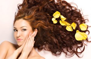 Different ways of nourishing your hair – how (and if) do they work?